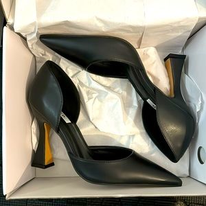 NA-KD Hourglass ⏳ Heel pumps 😍😍😍